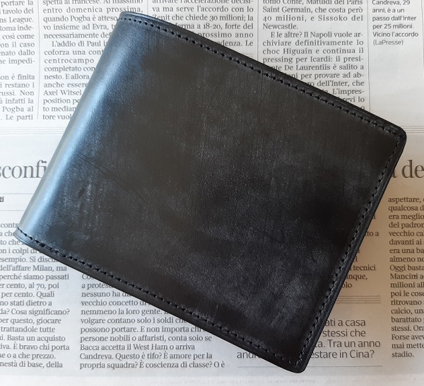 クラフスト（crafsto）の財布『ブライドルレザー 二つ折り財布』