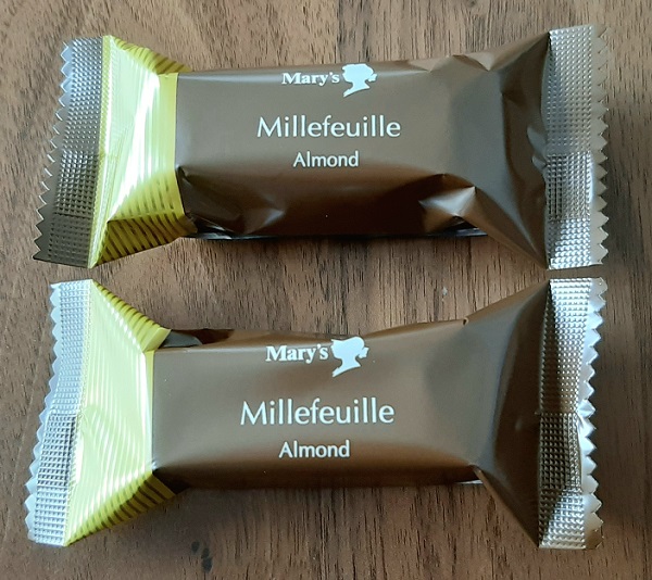メリーチョコレートのミルフィーユ、アーモンド