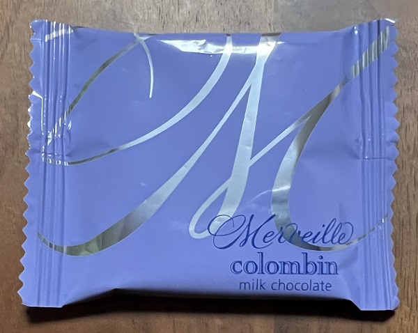 コロンバンのチョコサンドクッキー『メルヴェイユ』のミルクチョコレート