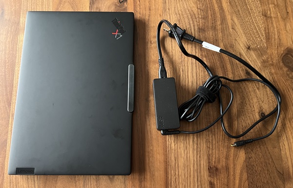 lenovo_ThinkPadの充電器