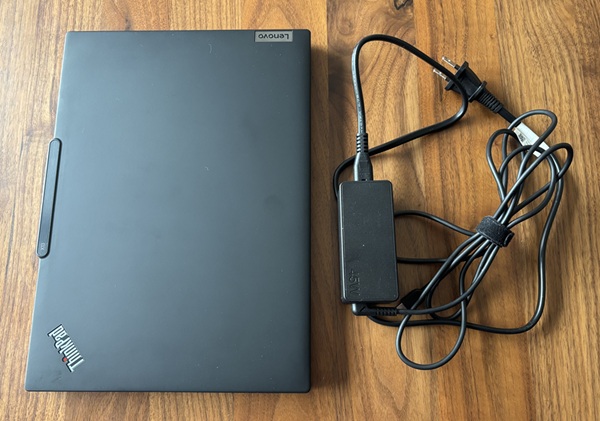 ThinkPad X13の充電器