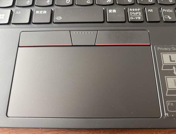 ThinkPad X1 Carbon Gen 11のタッチパッド